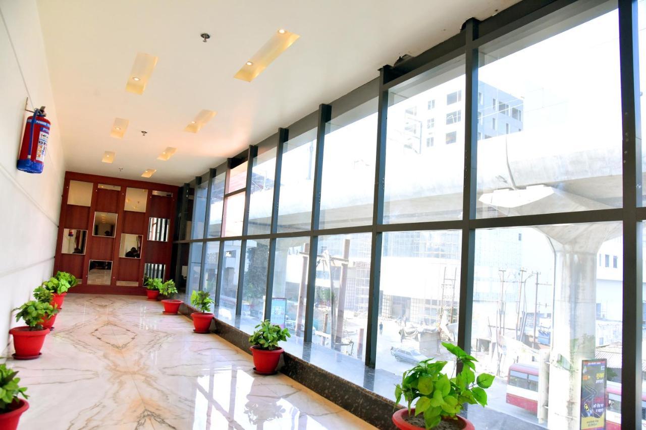 Hotel Vinayak Lucknow Exterior foto