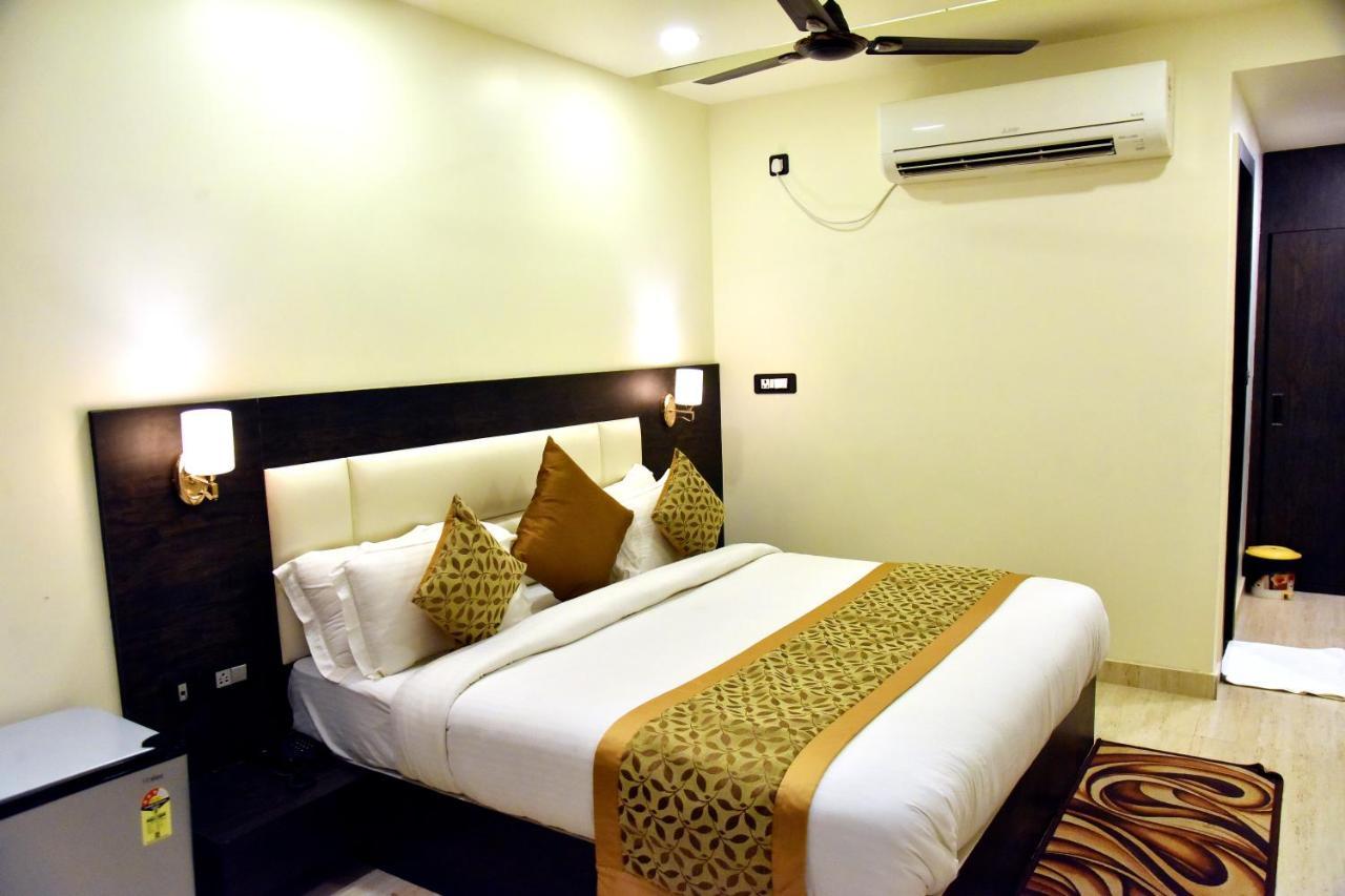 Hotel Vinayak Lucknow Exterior foto