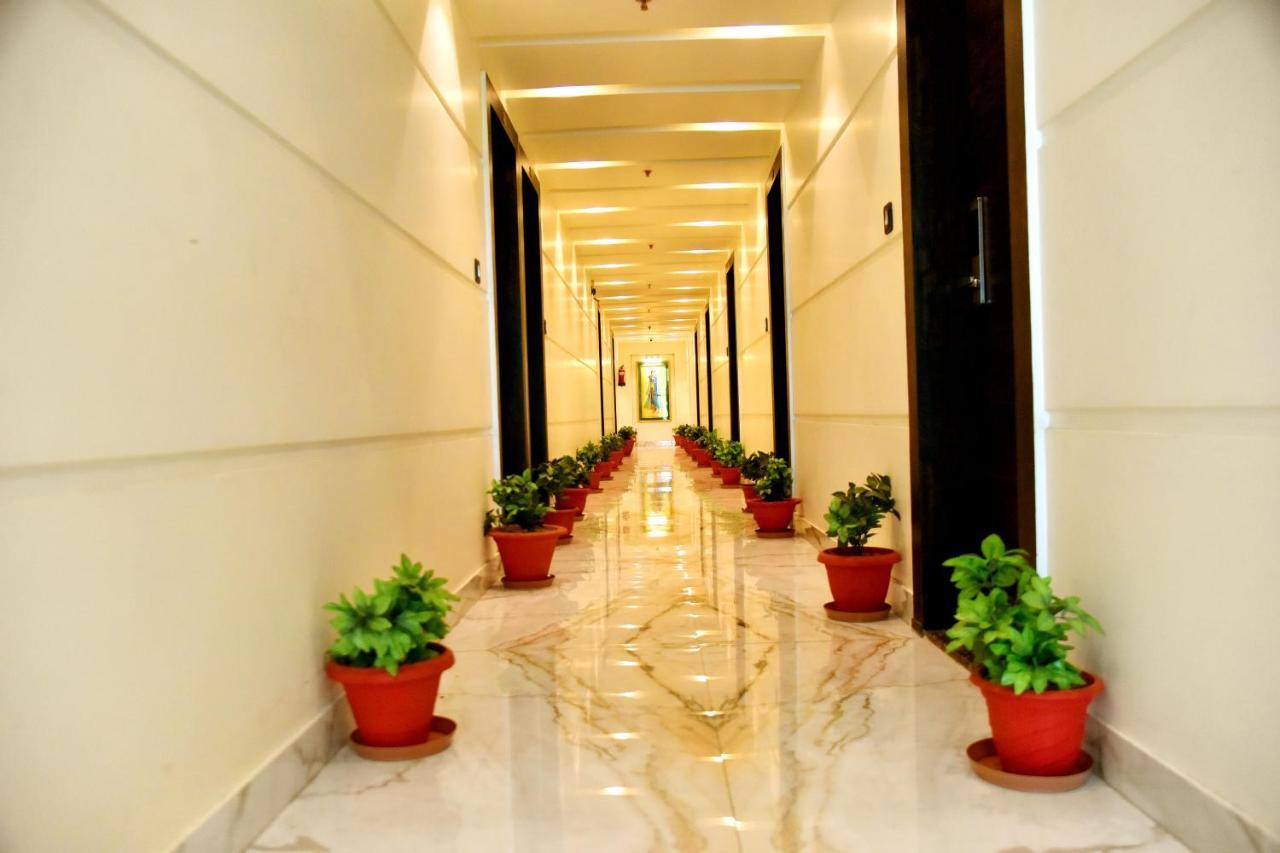 Hotel Vinayak Lucknow Exterior foto